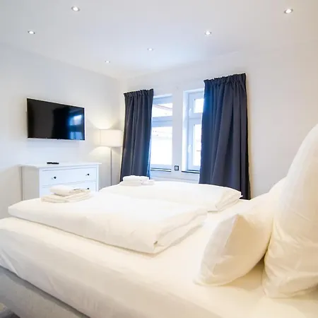 Schiefer Aparthotel