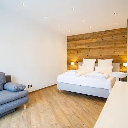 Aparthotel Schiefer *