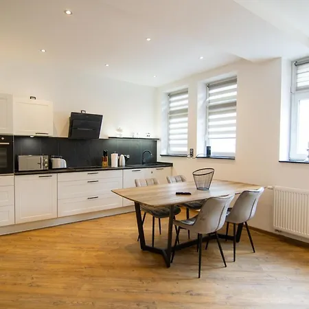 Schiefer Aparthotel